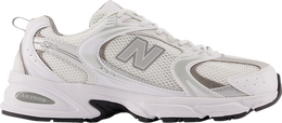 New Balance: Белые кроссовки 530