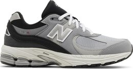 New Balance: Чёрные кроссовки  2002R