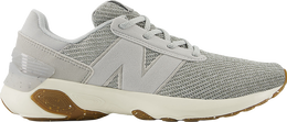 New Balance: Серые кроссовки  Fresh Foam