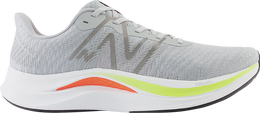 New Balance: Серые кроссовки  FuelCell