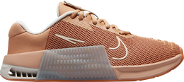 Nike: Коричневые кроссовки 