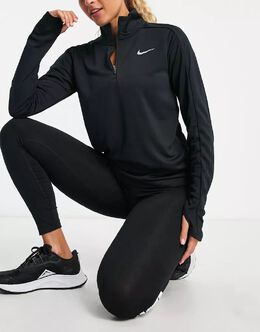 Nike: Чёрная футболка  Dri FIT