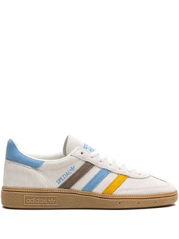 adidas: Голубые кроссовки  Handball Spezial