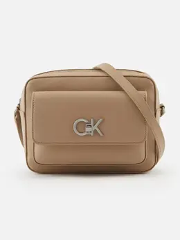 Calvin Klein: Бежевая сумка 