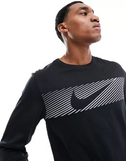 Nike: Чёрная футболка  Dri FIT