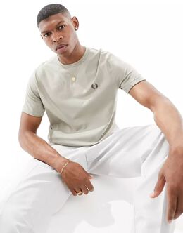 Fred Perry: Бежевая футболка 