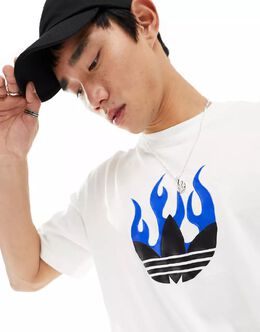 Adidas Originals: Белая футболка 