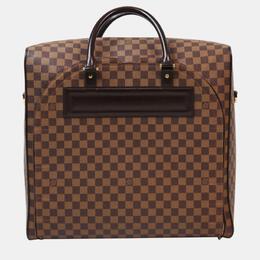 Louis Vuitton: Чемодан 