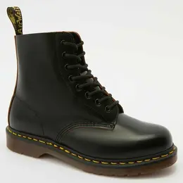 Dr. Martens: Чёрные ботинки 