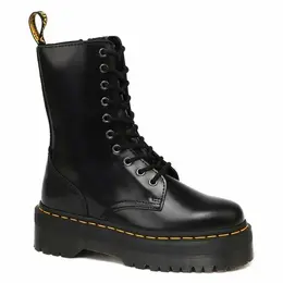 Dr. Martens: Чёрные ботинки 