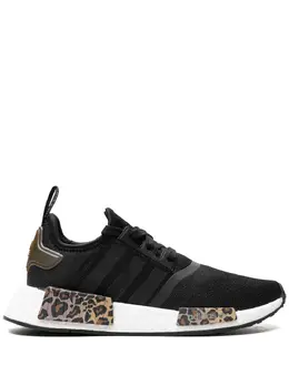 adidas: Чёрные кроссовки  NMD_R1
