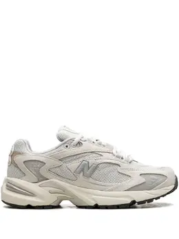 New Balance: Белые кроссовки 