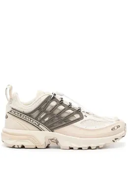 Salomon: Белые кроссовки 