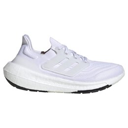 Adidas: Светлые кроссовки  UltraBoost