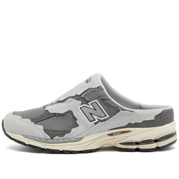 New Balance: Серые кроссовки 