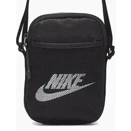 NIKE: Чёрная сумка 