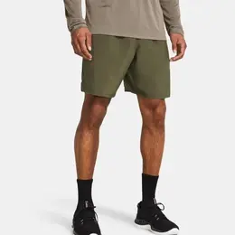 Under Armour: Тёмные шорты 