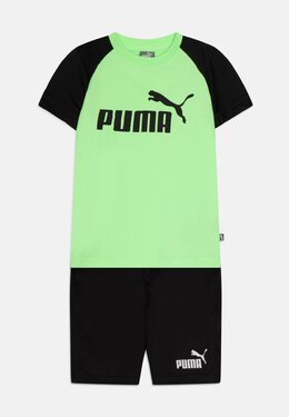 PUMA: Зелёные шорты 