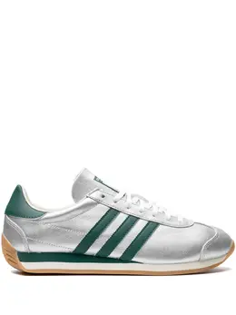 adidas: Серебристые кроссовки 