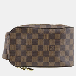Louis Vuitton: Коричневая сумка 