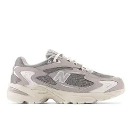 New Balance: Белые кроссовки 