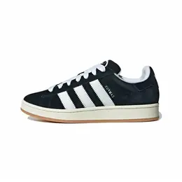 adidas: Чёрные кроссовки  Campus