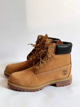 Timberland: Коричневые ботинки 