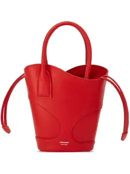 Ferragamo: Красная сумка 