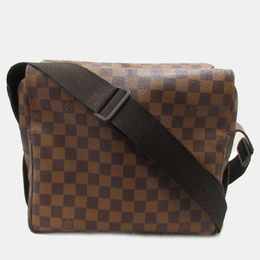 Louis Vuitton: Коричневая сумка 