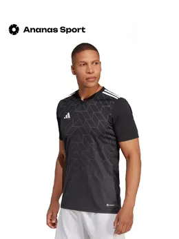 Adidas: Чёрная футболка