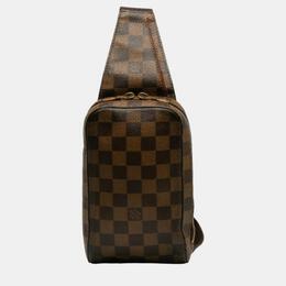Louis Vuitton: Коричневая сумка 