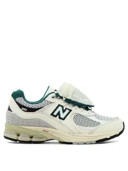 New Balance: Белые кроссовки  2002R