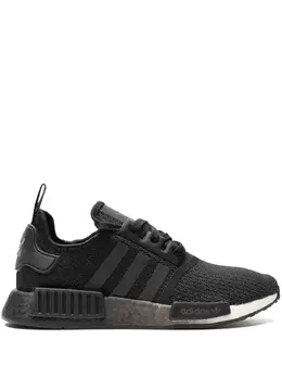 adidas: Чёрные кроссовки  NMD_R1