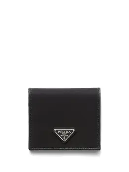 Prada: Чёрный кошелёк 