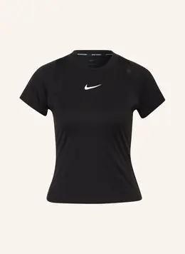 Nike: Чёрная футболка  Dri FIT