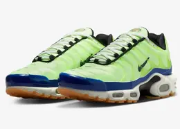 Nike: Зелёные кроссовки Air Max Plus