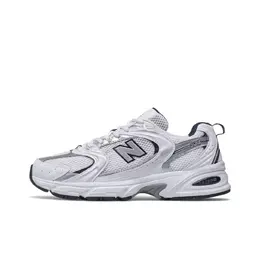 New Balance: Белые кроссовки