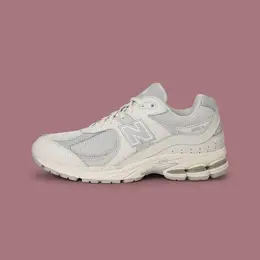 New Balance: Бежевые кроссовки 