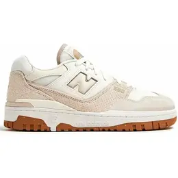 New Balance: Белые кроссовки  550