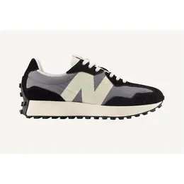 New Balance: Серые кроссовки 