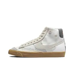 NIKE: Бежевые кеды  Blazer Mid 77