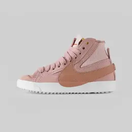 NIKE: Розовые кроссовки  Blazer Mid