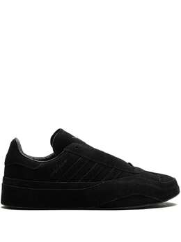adidas: Чёрные кроссовки  Gazelle