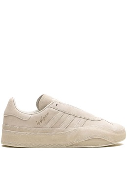 adidas: Белые кроссовки  Gazelle