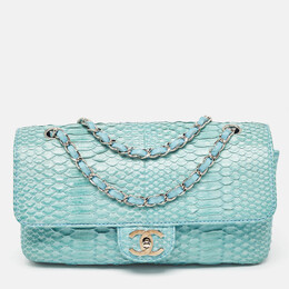 Chanel: Светлая сумка 