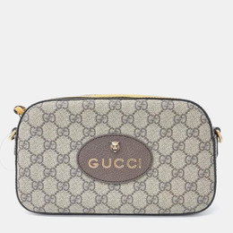 Gucci: Бежевая сумка GG Supreme