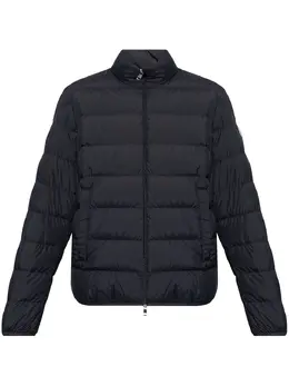 Moncler: Голубая куртка 