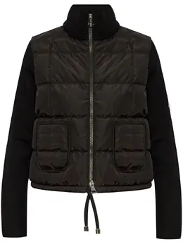 Moncler: Чёрная куртка 