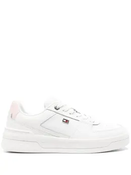 Tommy Hilfiger: Белые кроссовки 