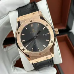 HUBLOT: Часы 